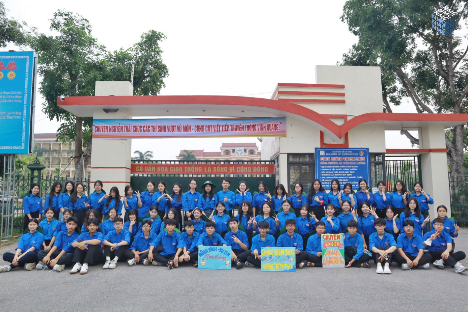 TIẾP SỨC MÙA THI VÀO 10